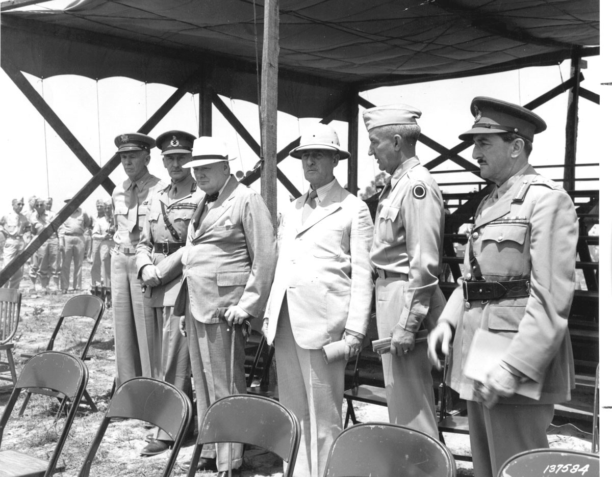 Marshall, Dill, Churchill and Stimson witness parachute demonstration, June 24, 1942. GCMF Photo.
